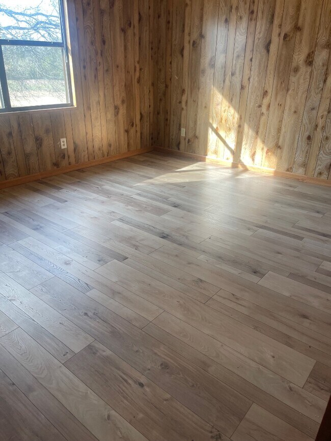 Building Photo - 2870 Fm 2659