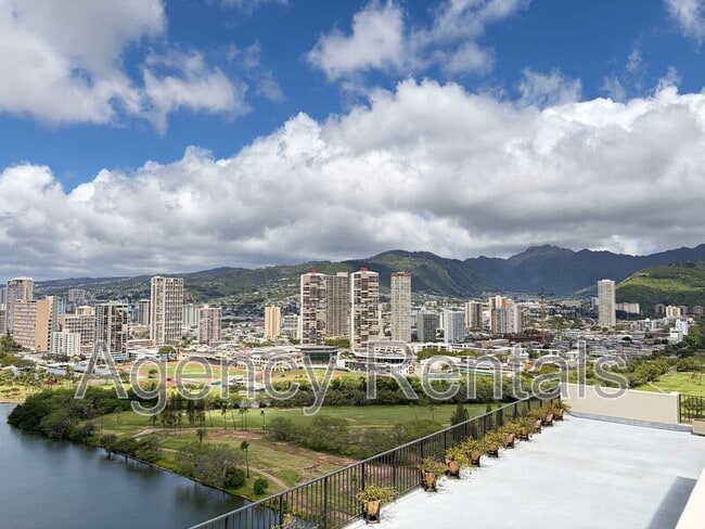 Building Photo - 2345 Ala Wai Blvd