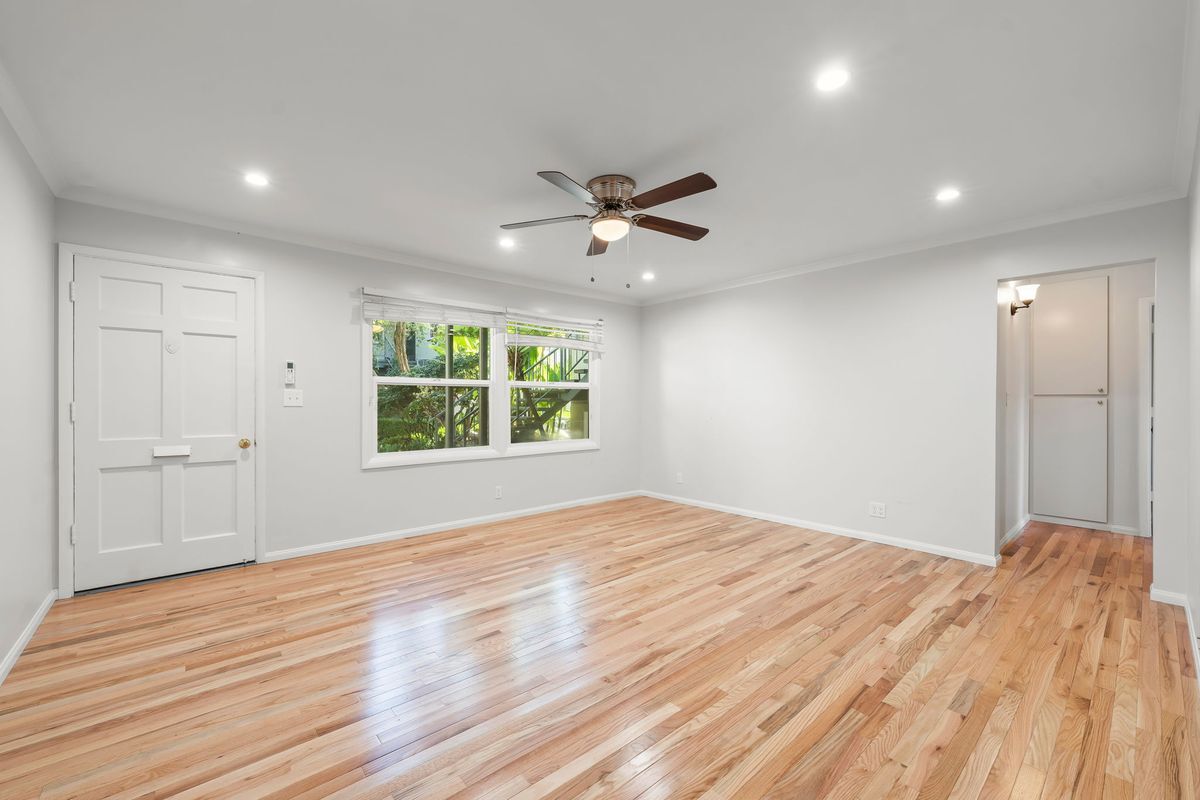 Building Photo - 3720 W Chandler Blvd