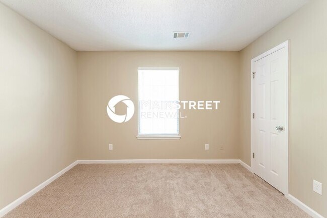 Building Photo - 5 Bedroom Pet-Friendly Home in Austell, GA with Main Street Renewal