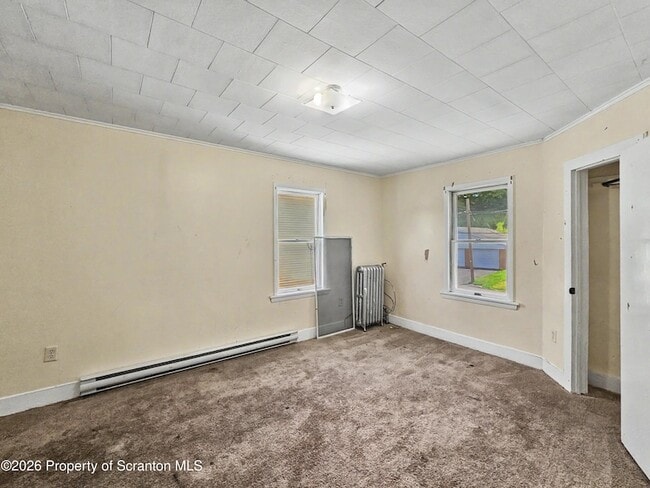 Building Photo - 310 21st Ave