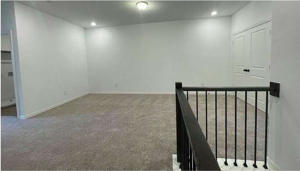 Landing Open Space/Game area - 1265 Doris May Dr