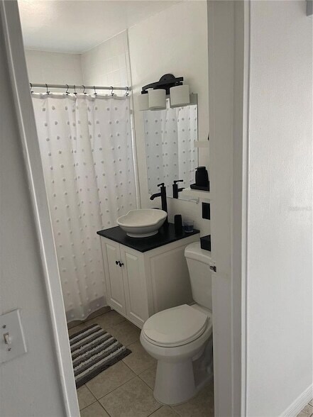 Building Photo - 1735 Moose Dr