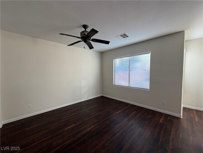 Building Photo - 287 Red Eucalyptus Dr