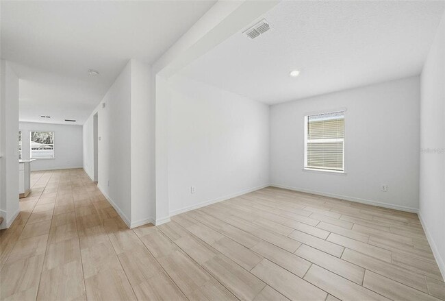 Building Photo - 9820 Feaster Dr