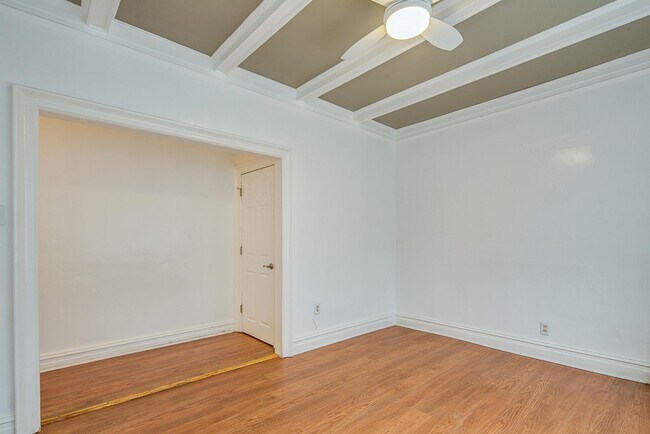 Building Photo - 101 73rd St