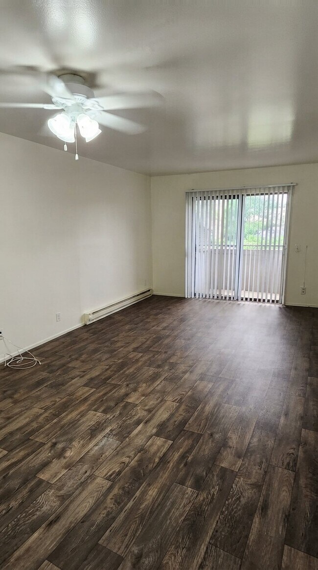 Building Photo - 659 S 1200 E