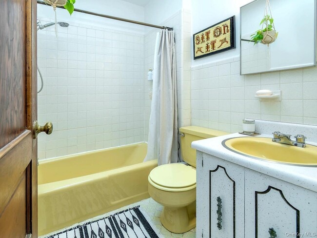 Building Photo - 70 Central Ave