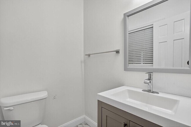 Building Photo - 1179 Ballantrae Ln