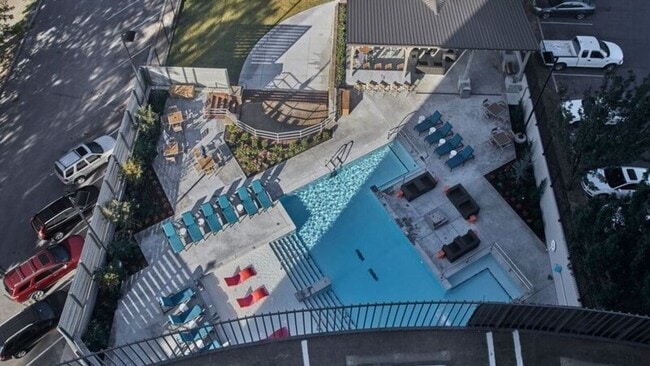 Building Photo - 1722 S Carson Ave