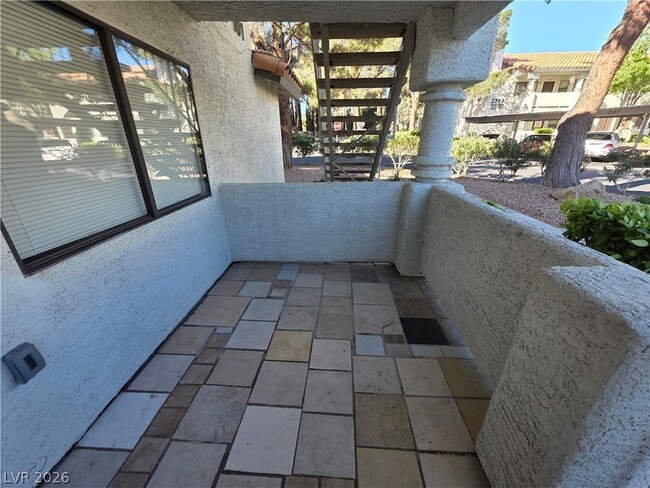 Building Photo - 2724 Otter Creek Ct