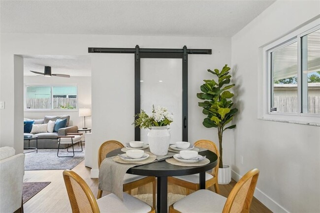 Building Photo - 311 Shore Dr E