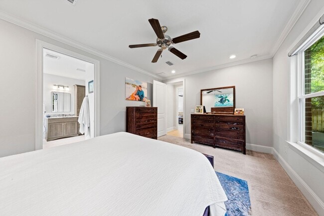 Building Photo - 802 Raihope Way