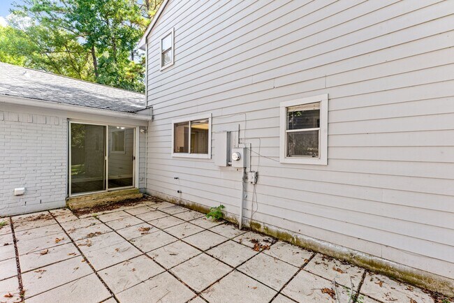 Building Photo - 43 N Cypress Pine Dr