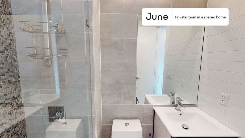 Building Photo - Room in Shared 4 bed/2 bath home