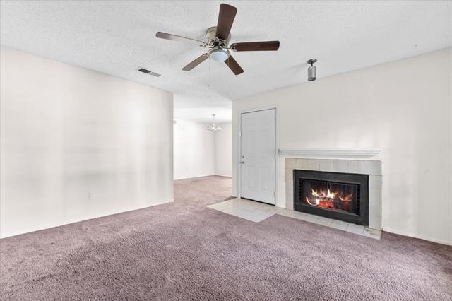 Building Photo - 9621 Walnut St