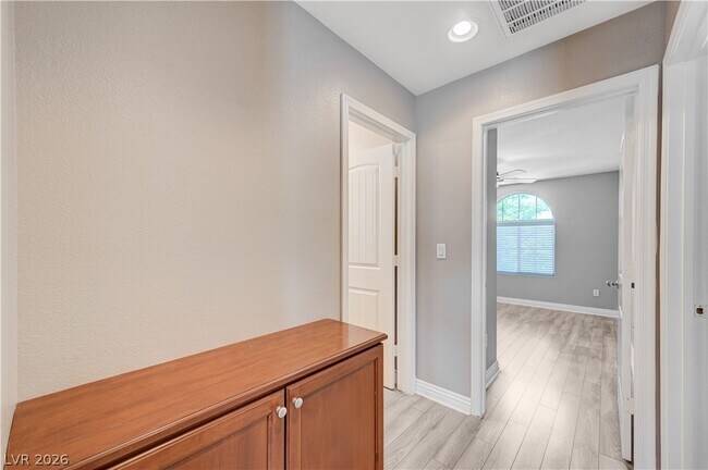 Building Photo - 9783 Calliope Creek Ct