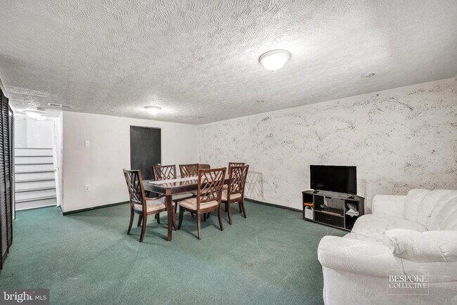 Building Photo - 115 Mulberry Dr