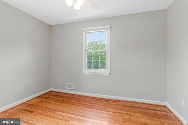 Building Photo - 301 Moncure Dr