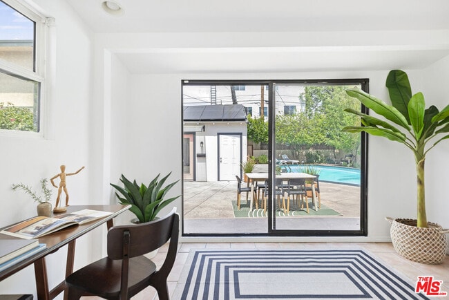 Building Photo - 11465 Cumpston St