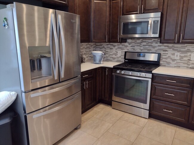 Building Photo - Beautiful Home for Rent