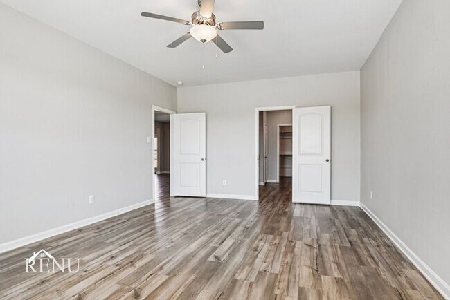 Building Photo - 1040 Wheatfield Ln