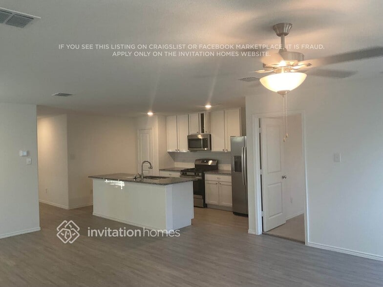 Building Photo - 4024 Mountain Meadow Rd