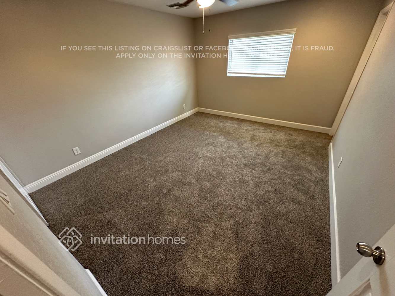 Building Photo - 934 E Loma Vista Dr