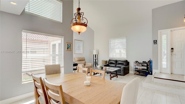 Building Photo - 1237 NW 125th Terrace