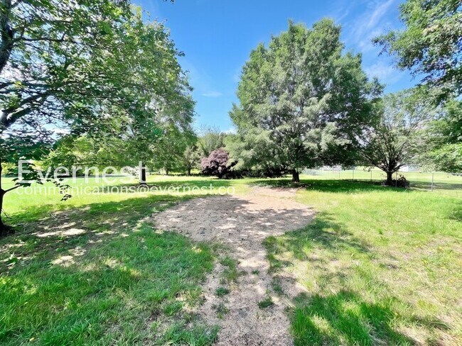 Building Photo - 5111 Hampton Meadows Rd