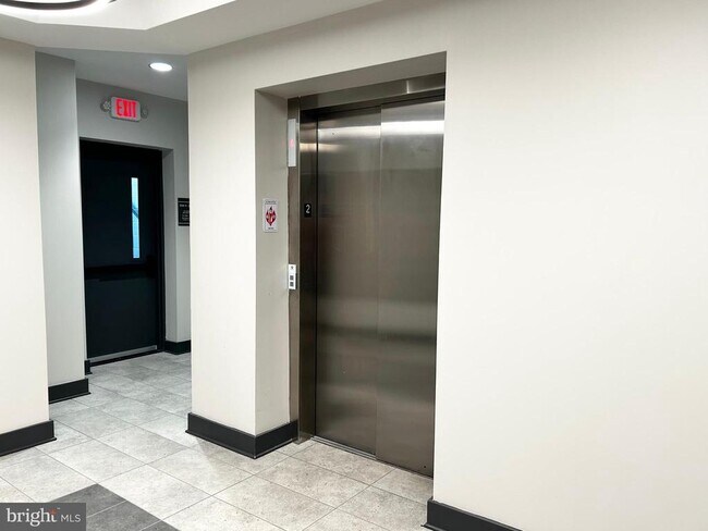 Building Photo - 1 Culvert Dr