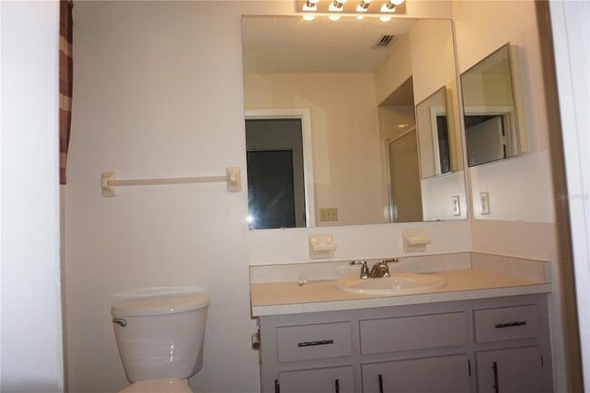 Building Photo - 10961 SW 84th Ave