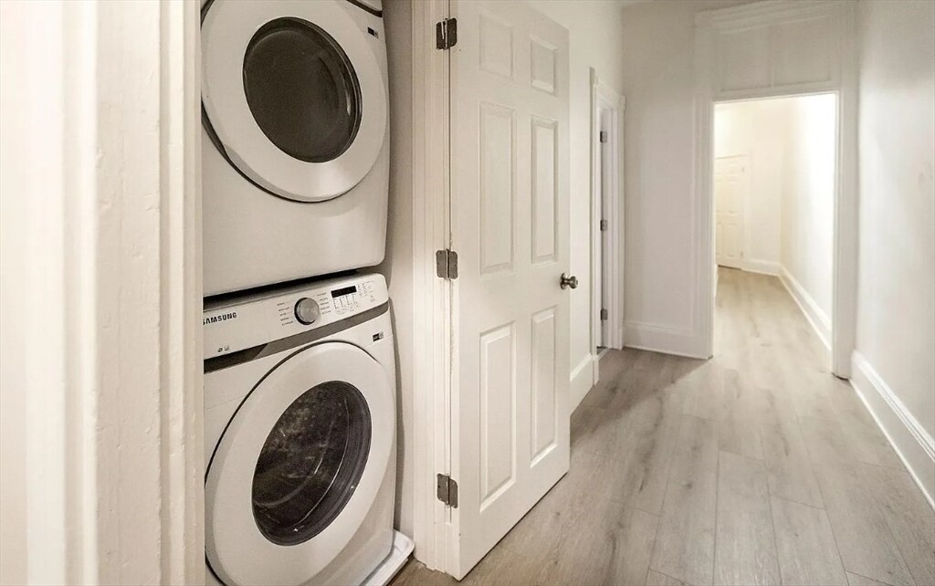 Building Photo - 884 Huntington Ave