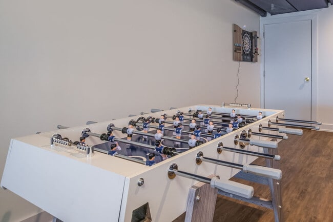 Building Photo - 184 Grand Ave