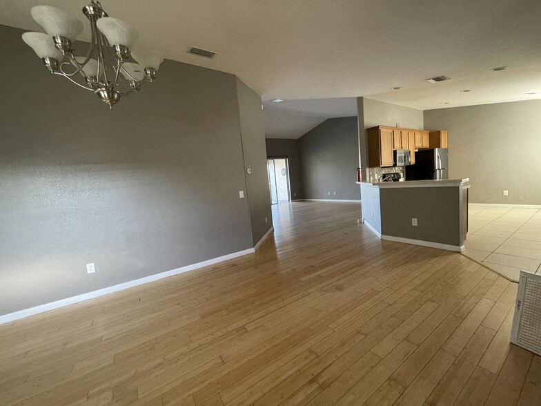 Dinning Area 11ft. by 12ft. - 4560 SW 52nd Circle