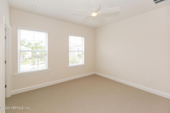Building Photo - 136 Oyster Bay Way