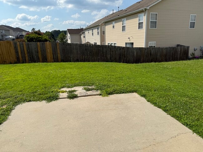 Building Photo - 5237 Meryton Park Way