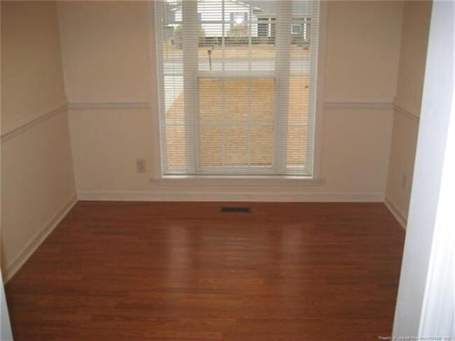 Building Photo - 125 Mosswood Dr