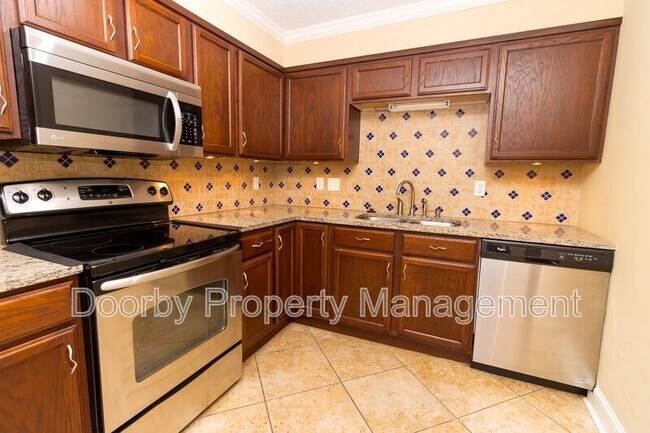 Building Photo - 1131 Stringers Ridge Rd