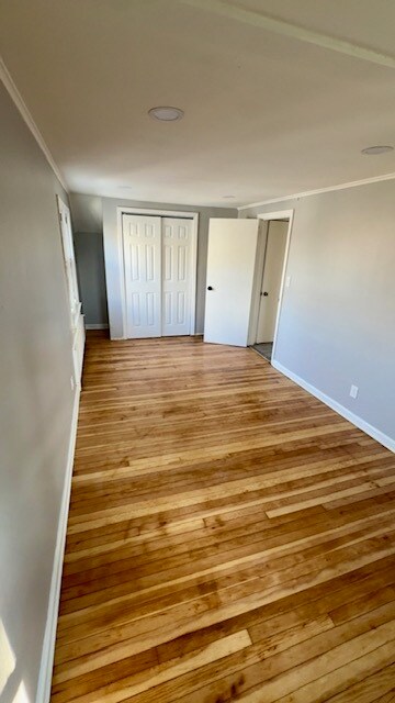 Building Photo - 80 E 1st St