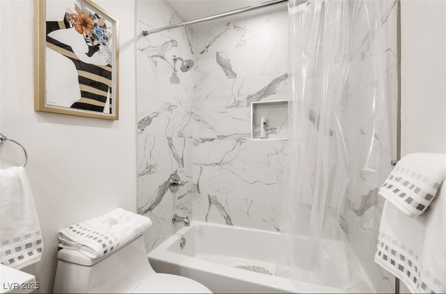 Building Photo - 4255 Hazelcrest Dr