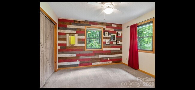 Building Photo - 170 Mountain Farm Rd