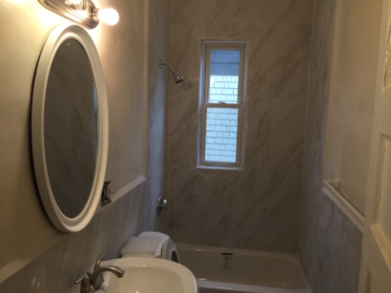 Building Photo - 25 Wainwright St