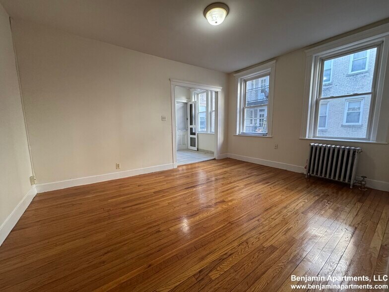 Building Photo - 120 Washington St