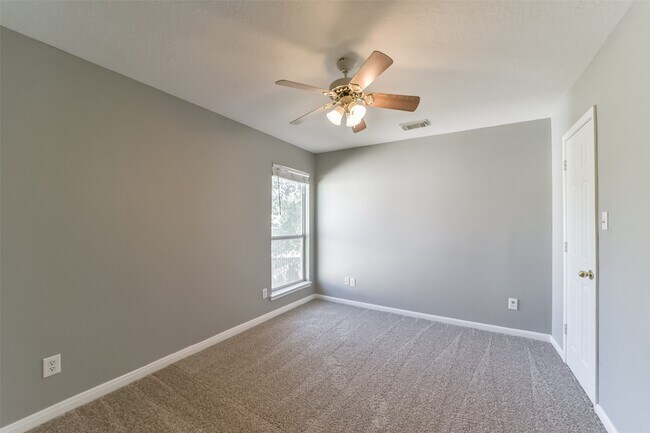 Building Photo - 440 Mystic Trail Loop