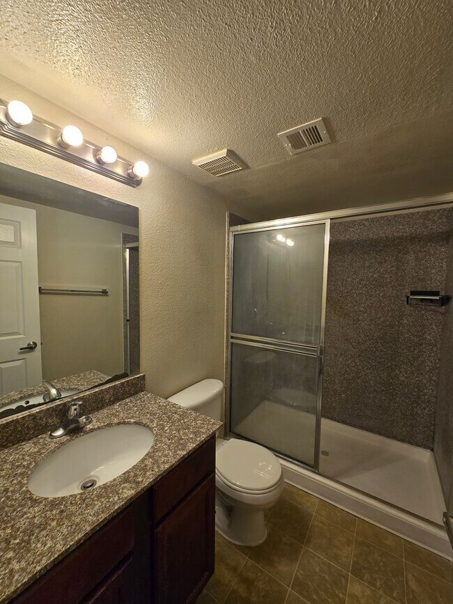 Building Photo - 5360 Indian River Dr