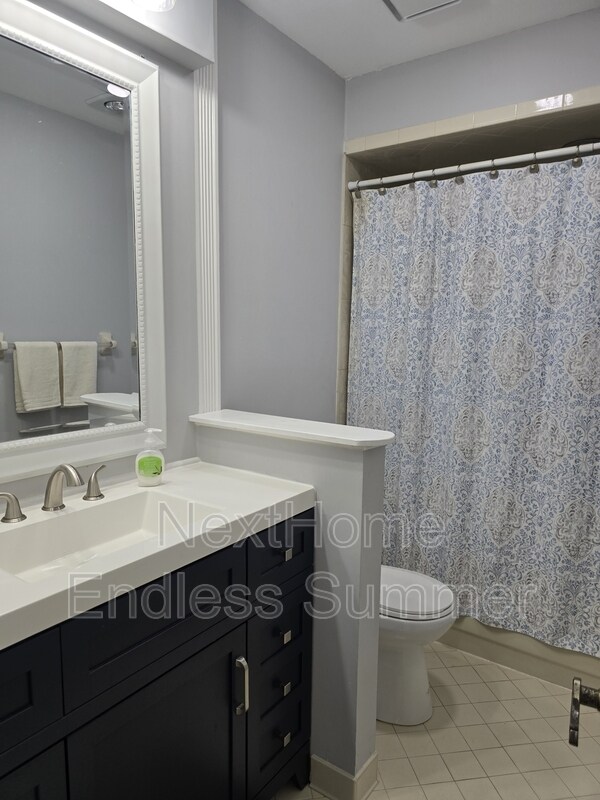 Building Photo - 2367 Stonebridge Dr