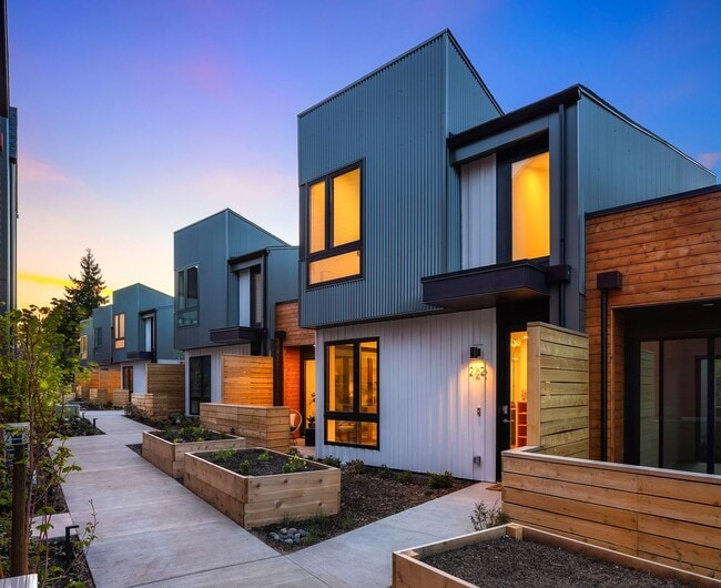 Building Photo - Net Zero Townhome on Bainbridge Island — 3 Bed | 2.25 Bath | 1,813 SqFt at The Trillium
