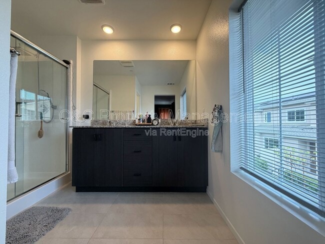 Building Photo - 324 Citrine Trl