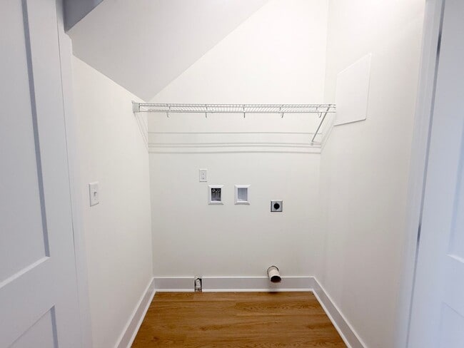 Building Photo - The Garrett | 3-Bedroom Home with Pool and Pickleball Court at Highbury